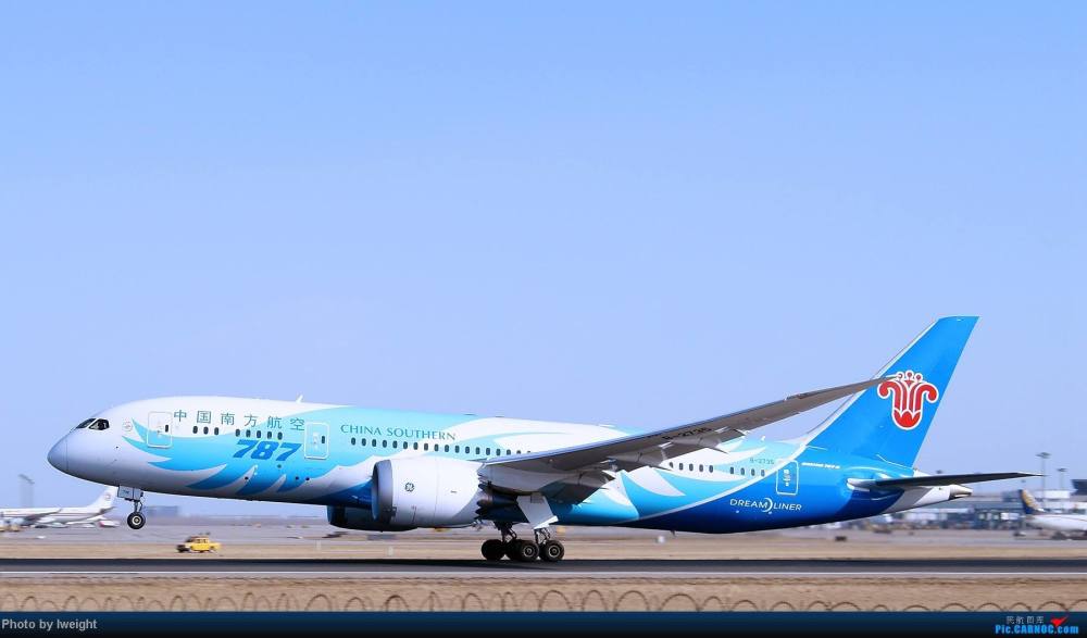 突发美国航空局下令检查200多架波音787飞机