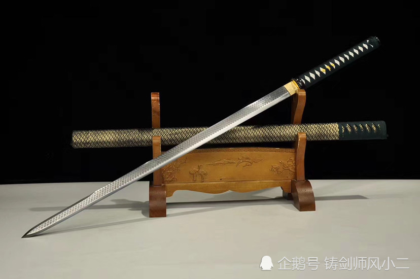 皮套诸刃印花唐刀