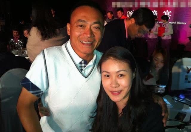 他是中国体操天才 成绩不输李宁 却放弃国籍 曾因捐款争议四起 腾讯新闻