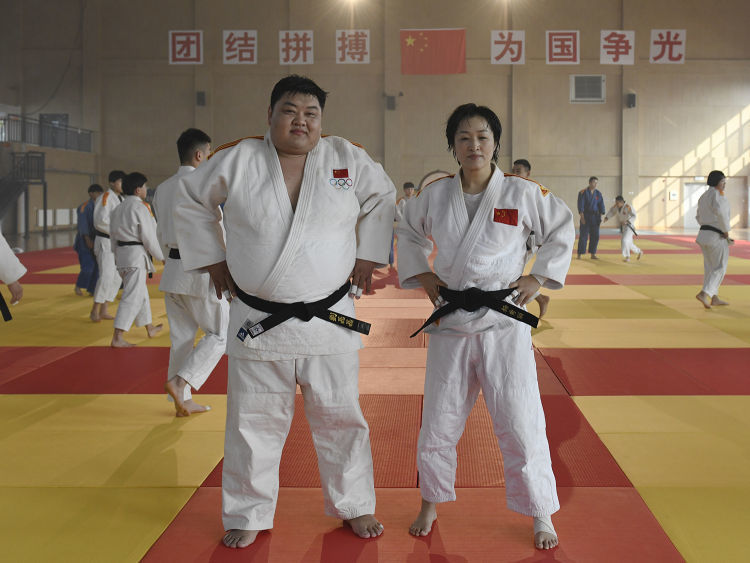 青岛籍金牌陪练刘磊磊的故事搬上荧屏 还在剧中出演了自己