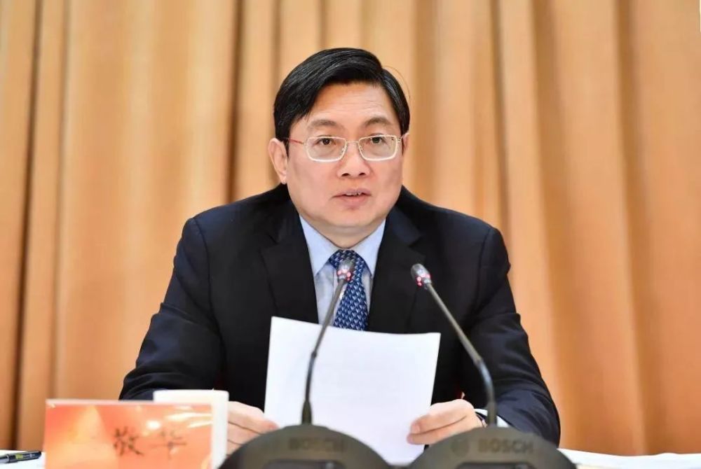 江苏省委原副书记张敬华履新