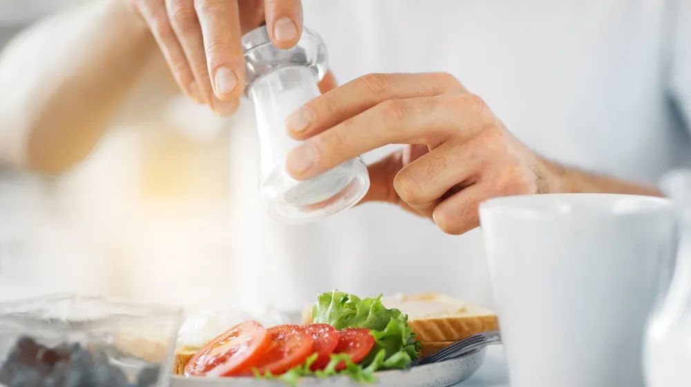 慢性病|一定要少盐少油少糖，慢性病正在侵蚀我们的健康！太多人中招了