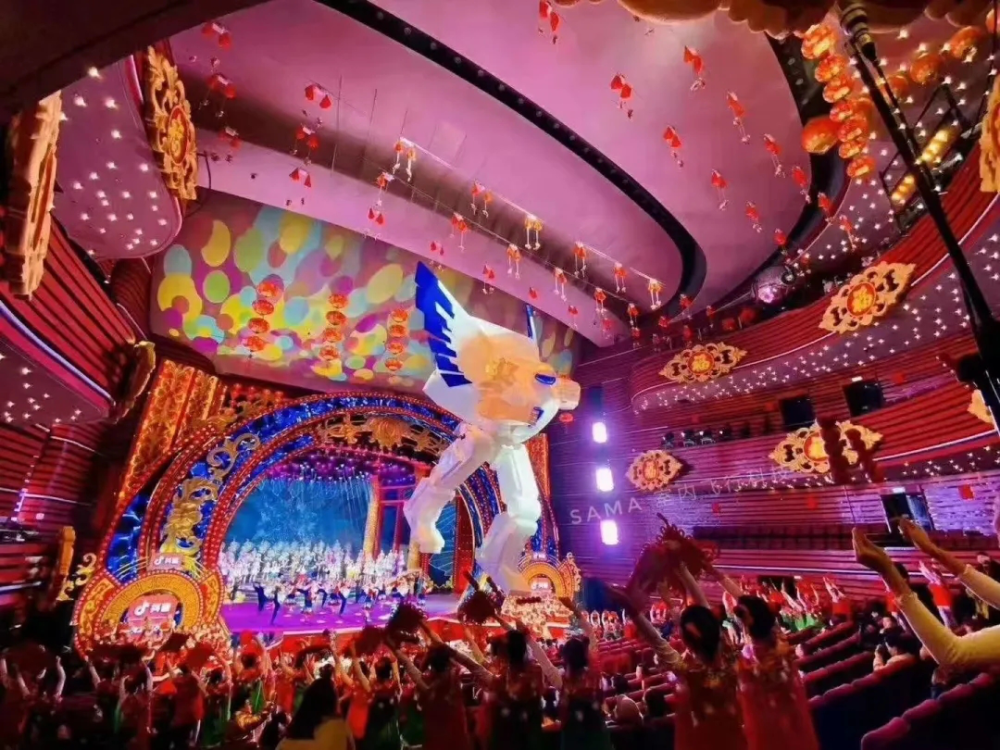 开启牛年沈阳高新区飞天牛登上央视春晚舞台