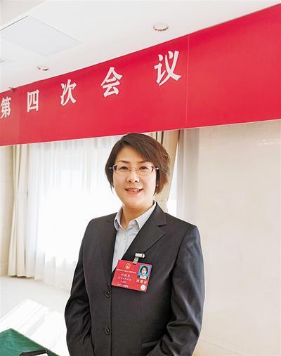 刘晓慧代表建议加快推进城乡公交一体化