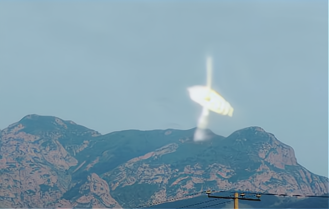 ufo|凤凰山不明飞行物事件：石海上空盘旋10多秒消失，是不是真的？