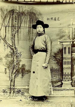 肃亲王的十四格格,川岛芳子(又名金璧辉),中国名爱新觉罗·显玗,二战