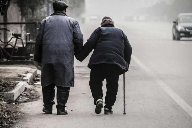 中国式父母晚年最大的悲哀是什么可能你还不觉得但真是这样