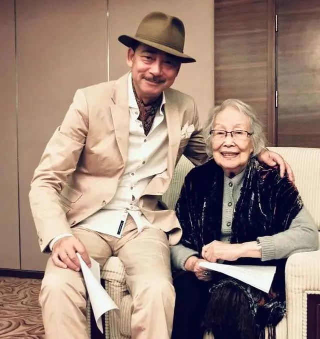 译制片厂著名配音艺术家苏秀,配音大师邱岳峰,北京广播学院教授齐越