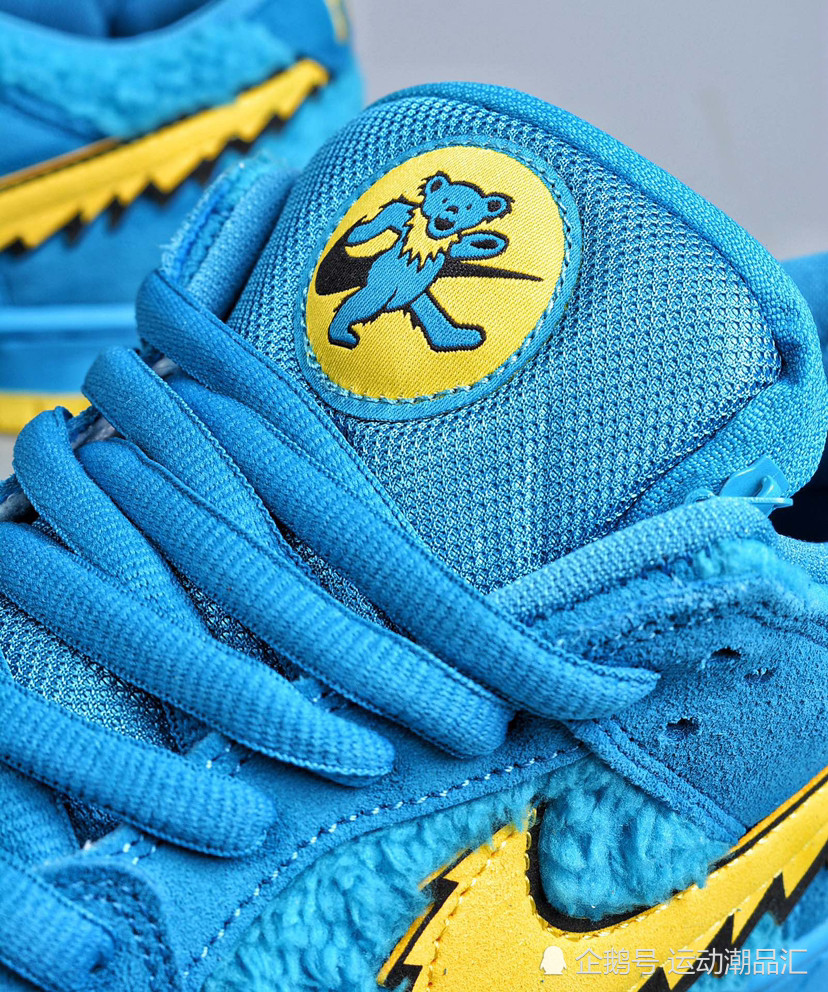 耐克nike sb dunk low pro qs 滑板鞋 三只熊联名