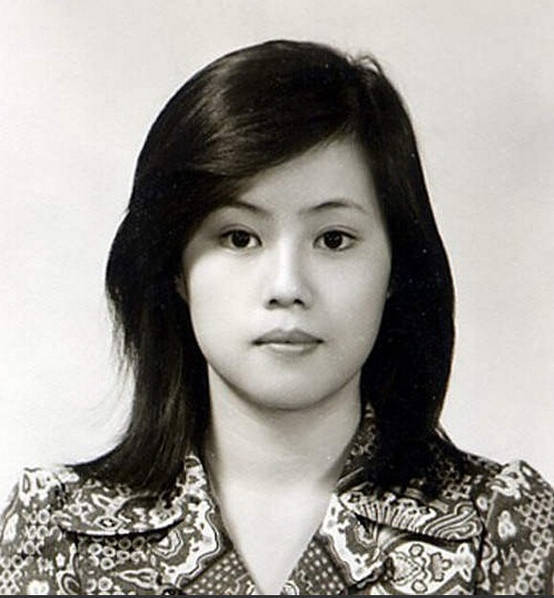五十年代的韩国选美大赛,不整容的她们真是看不下去