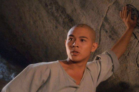 他才是少林寺最初男主拍到一半被李连杰顶替至今难以释怀
