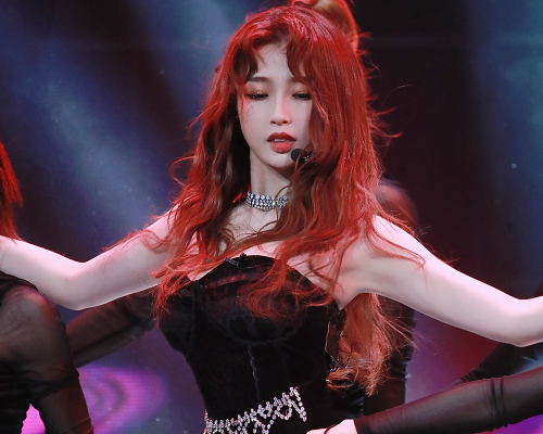 虞书欣录《青3》排面有多大?单独镜头就罢了,伴舞也有特殊安排