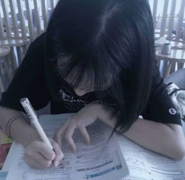 学霸头像你继续差啊我不会等你的