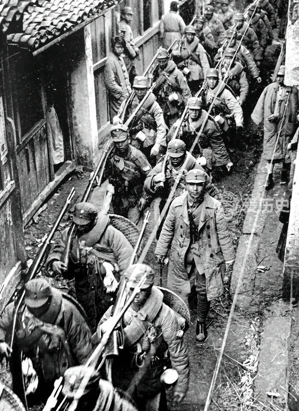 你没见过的淞沪抗战高清照片日本为掩护伪满成立挑起的战争