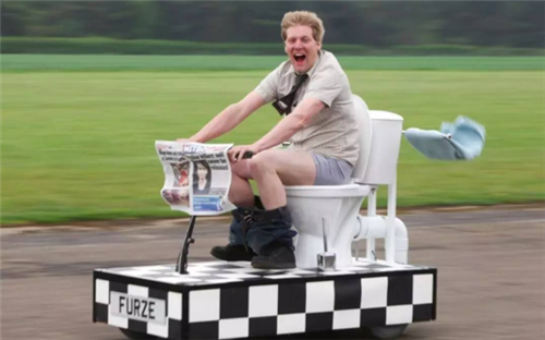 最蠢的吉尼斯纪录美国放飞150万只气球结果整座城市都悲剧了