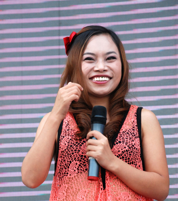 10年前扬言"死在美国也不回来"的凤姐,如今的下场,真让人解气