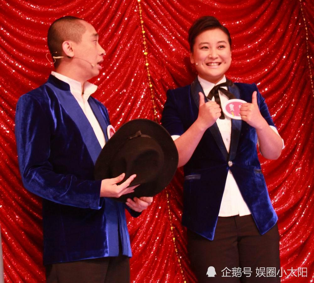 在师傅冯巩的排演和推荐下,贾玲凭借春晚上和白凯南合作的相声《大话