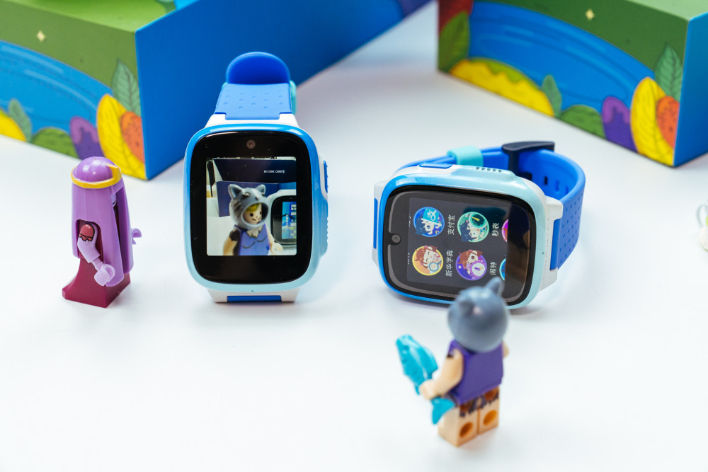 用它守护孩子的安全皮皮鲁安全特工队定制联名手表360儿童手表m2