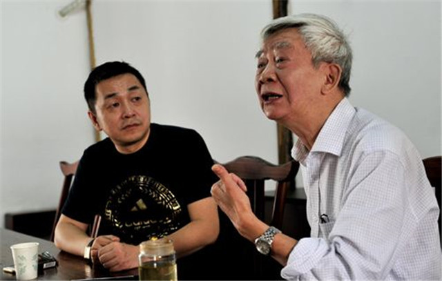 马云的父亲马来法,不沾儿子的光,一家人各有各的事业