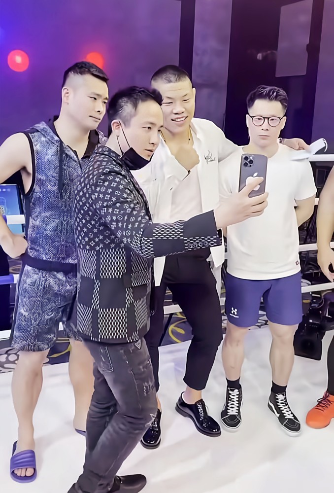 散打哥为何要删除方便,董建军等人比赛视频?_腾讯新闻