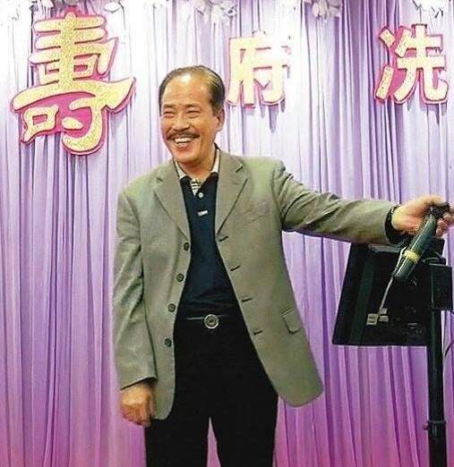 当之无愧的话事大佬,大飞推荐必是大热,门下连出宝明,肥坚两任坐馆