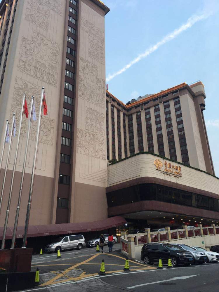 广州背景最强大的酒店,不是霍英东建的白天鹅,而是中国大酒店