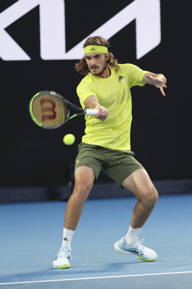 (体育)网球——澳网:西西帕斯无缘决赛