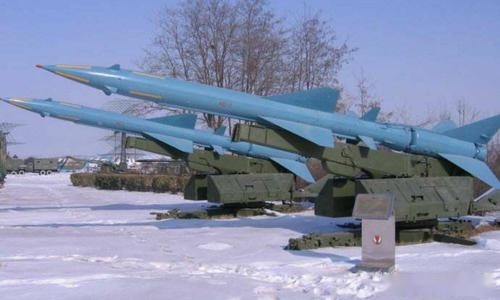 红旗-3:高空高速防空导弹,能打击"双三"空中目标_腾讯新闻