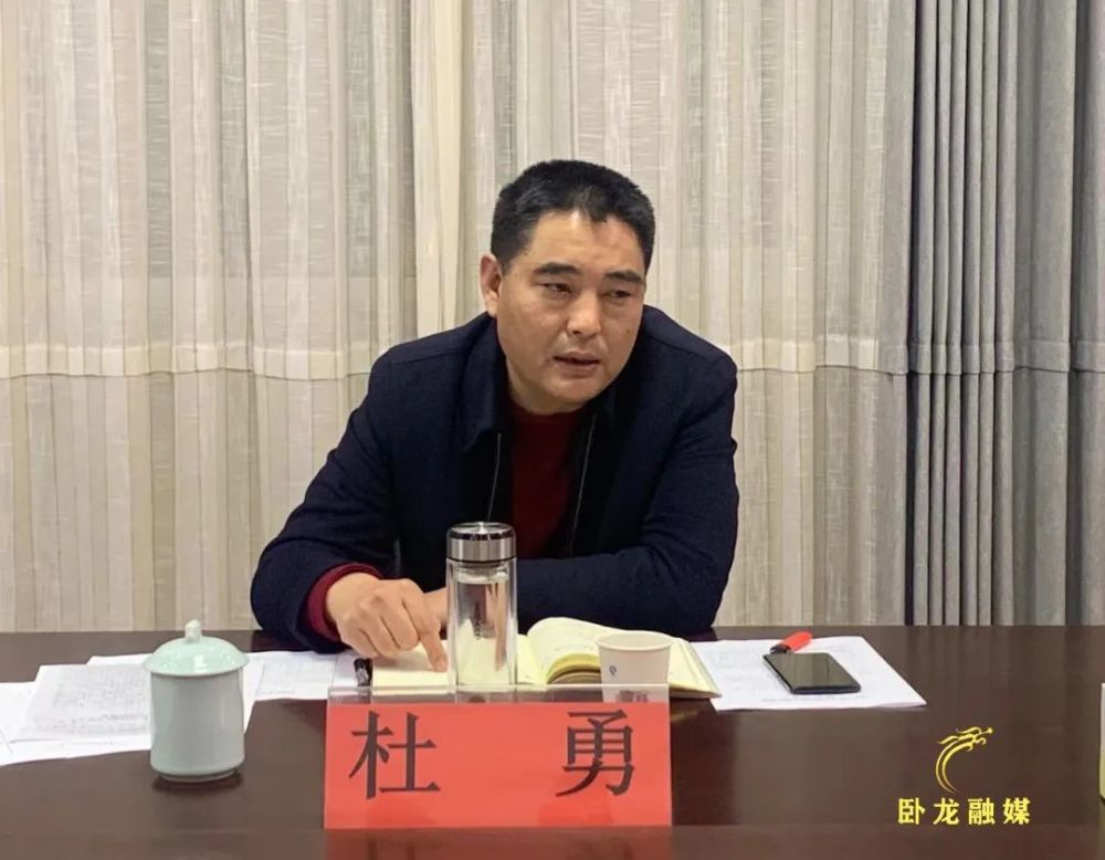 卧龙区委副书记区长杜勇调研完全学校及教师保障房项目建设工作