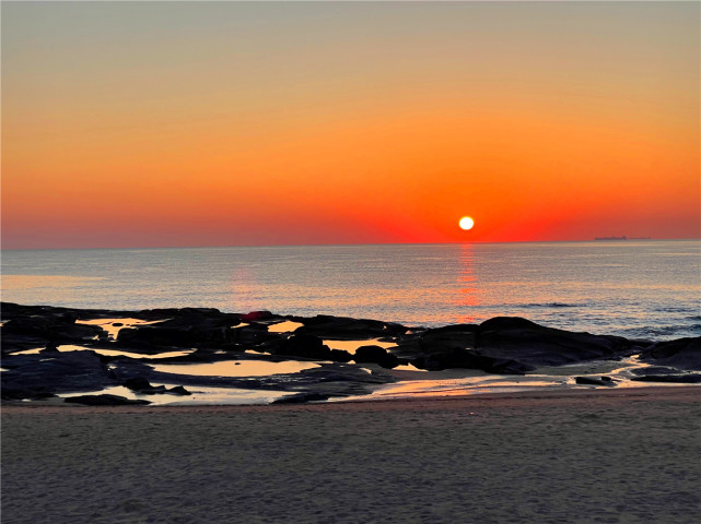 日照海边旅游攻略除了基本的冲浪洗海澡外这些游玩项目也超吸引人