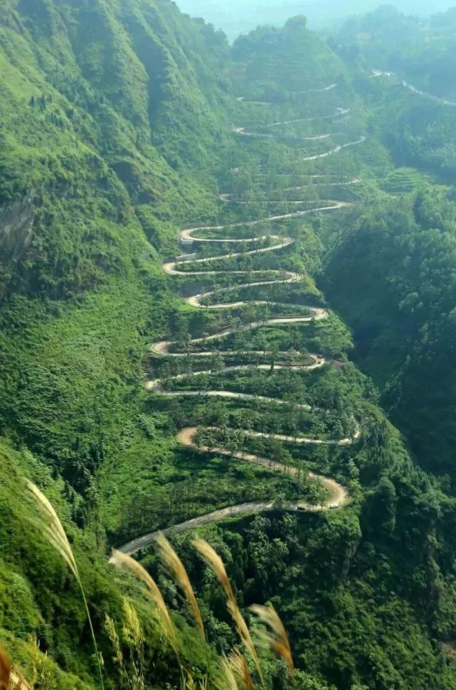 贵州旅游景点72道拐