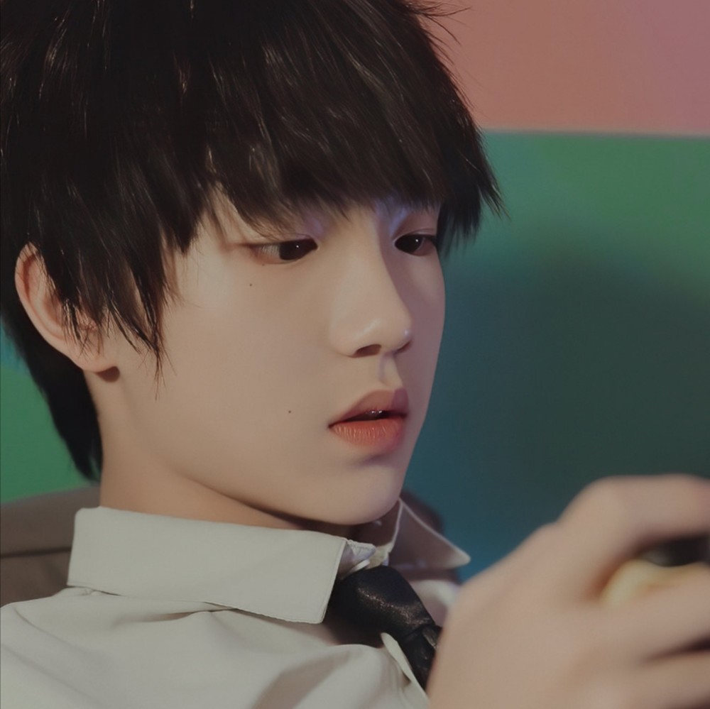 第219期苏新皓高清头像头像分享