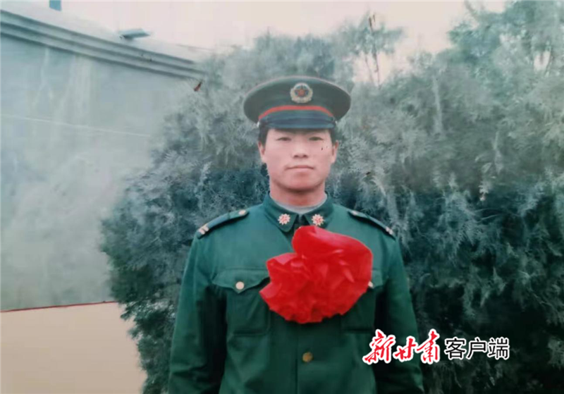 致敬屹立喀喇昆仑的边防英雄卫国戍边英雄团长祁发宝事迹在家乡天祝