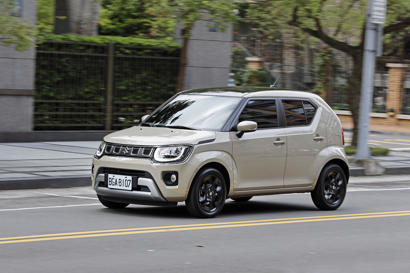 2022款铃木英格尼斯亮相预售8万油耗4升比北斗星帅气