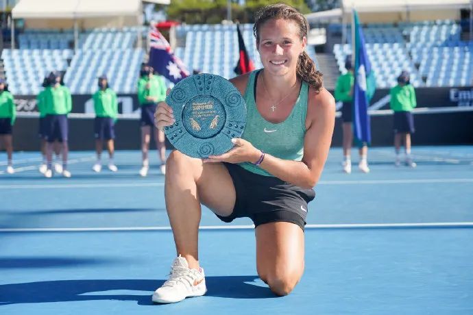 梅总完胜西西挑战八冠王菲利普岛冠军赛卡萨金娜破冠军荒