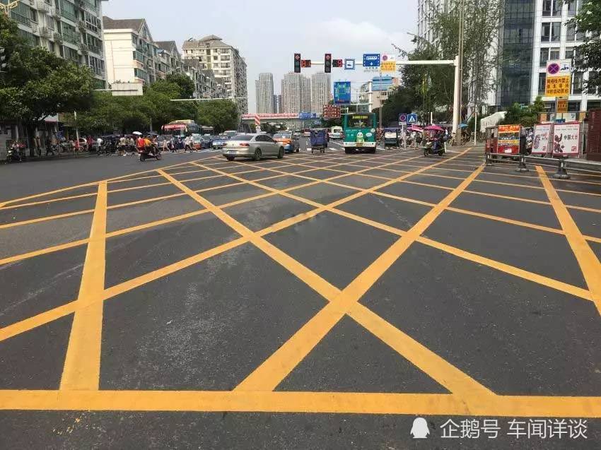 教你辨別道路上各種標線確保駕駛安全