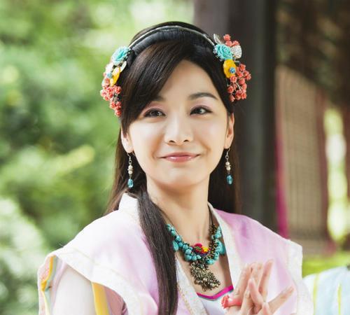 剧中颇为悲剧的雄霸之女"幽若"让很多人都意难平,深爱"聂风"却因彼此