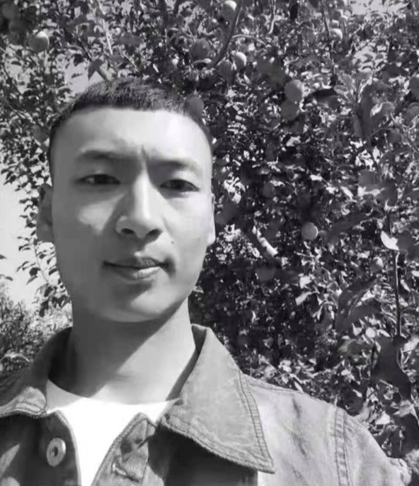 中央军委为战士肖思远追记一等功,同时追记一等功的还有战士王焯冉