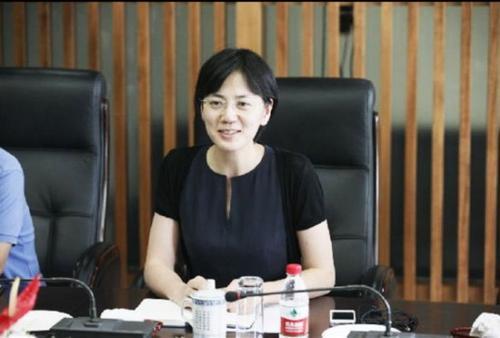 从央视主播到阶下囚,沈冰渐变人生背后皆是因果轮回_腾讯新闻