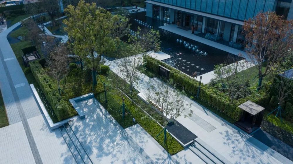 景观设计:仓谷景观海伦堡·海伦艺境花园692021,千里之行,路仍在