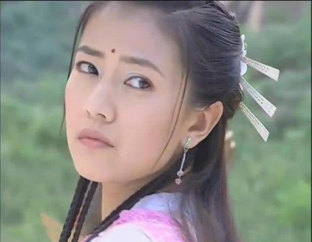 王晶翻拍倚天周芷若惹争议脸部浮肿僵硬网友吐槽整容脸