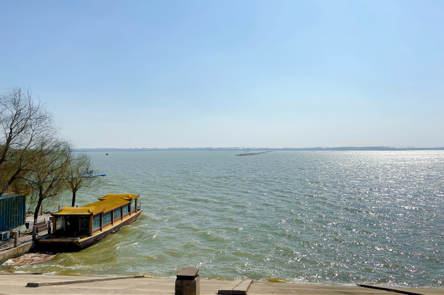 单县浮龙湖菏泽市唯一的省级旅游度假区被誉为江北西湖