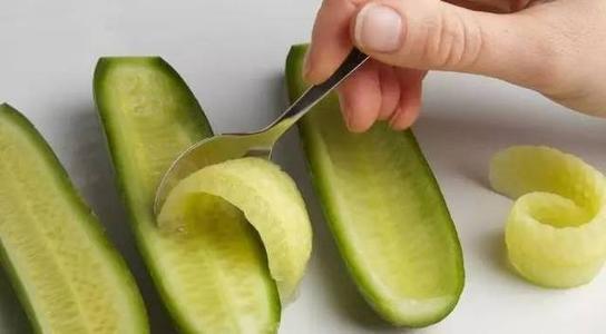 黄瓜|每天吃一根黄瓜，不仅减肥还能预防乳腺癌？先不要一味地相信