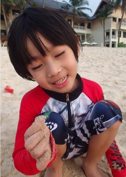 林志颖11岁儿子kimi近照公开看到真实颜值网友难怪不晒了