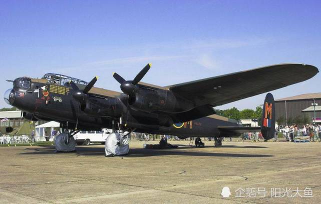 二战英国佬战机5兰开斯特重型轰炸机