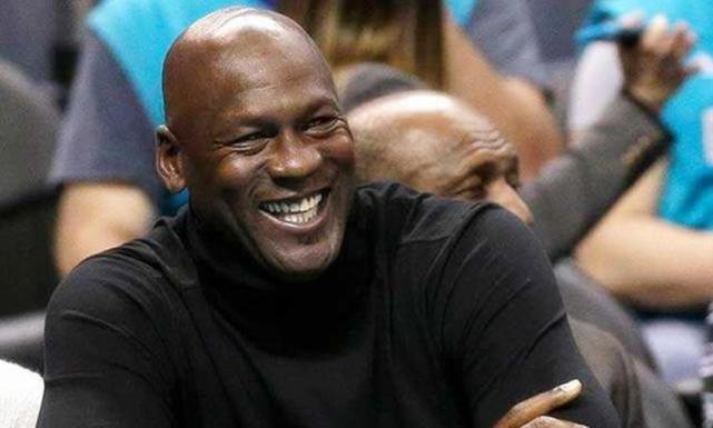 近四战场均36分!乔丹真是喜笑颜开