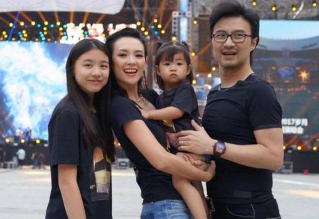 那英的儿子叫高兴汪峰的女儿叫醒醒都不及吴京儿子的名字