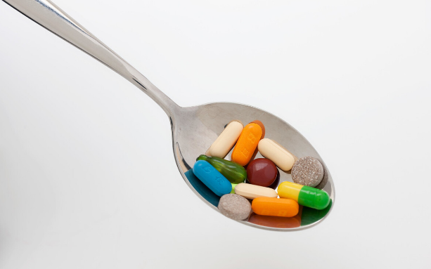 降尿酸|有什么降尿酸的好方法？饮食运动用药，一文全总结，建议收藏