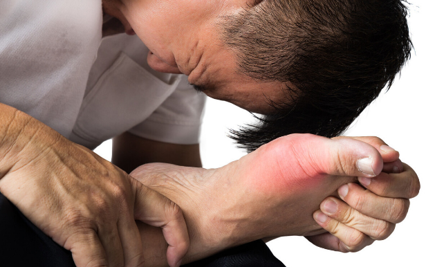 降尿酸|有什么降尿酸的好方法？饮食运动用药，一文全总结，建议收藏