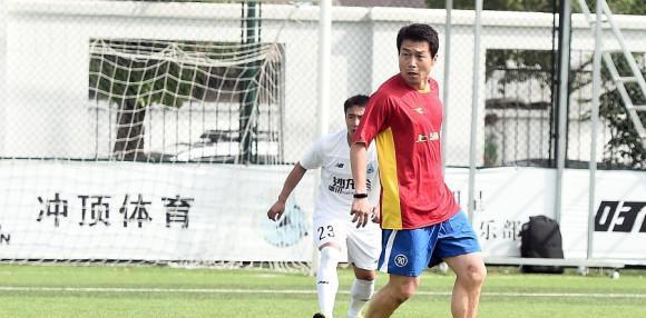 现身野球场 像申思这样的前男足国脚踢野球出场费要多少钱 腾讯网